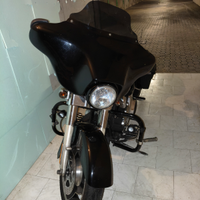 Street Glide Harley Davidson FLHX