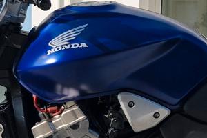 honda hornet 900