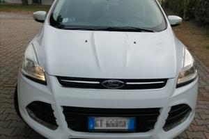 FORD KUGA 2.0 TDCI 4WD 140 CV + gancio di traino