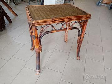 Tavolino in bambù cm 47x35xh55