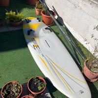 Tavola e attrezzatura Windsurf