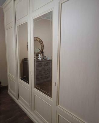 armadio con anta scorrevole 