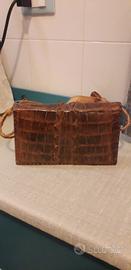 borsa artigianale di coccodrillo 