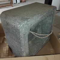 Vasca in pietra (granito) per esterni