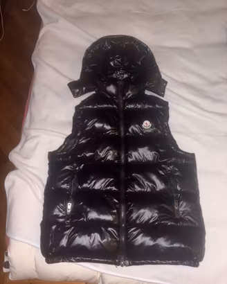 smanicato moncler