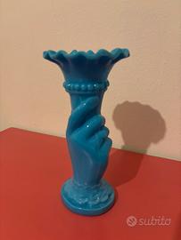 Vaso vintage anni 60 in vetro opalino azzurro