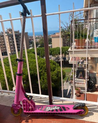 Monopattino Barbie bambina