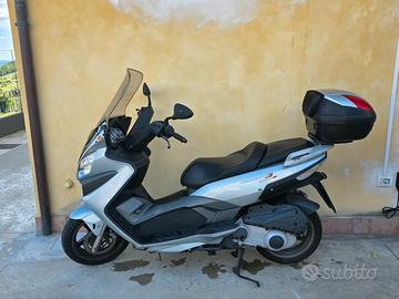 Scooter Madison3 250