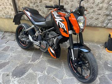 KTM Duke 125