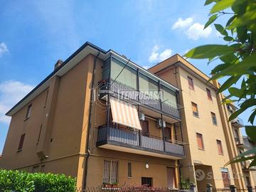 Trilocale con cucina abitabile, balcone, grande ca