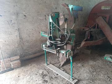 Aratro Lago mono vomere voltaorecchio