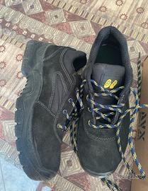 Scarpe antifortunistiche num 42