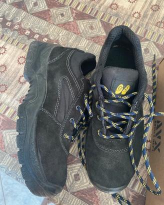 Scarpe antifortunistiche num 42