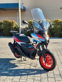 APRILIA SR GT 200