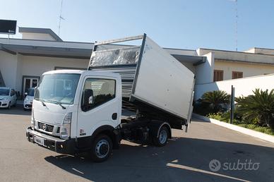 Nissan nt400 35.13 ribaltabile con pedana euro6