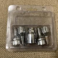 Bulloni antifurto cerchi auto Alfa Romeo