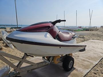 Moto d'acqua Yamaha wave runner gp 760