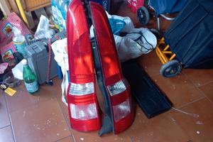 fanali posteriori fiat panda2