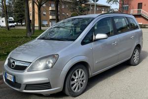Opel zafira 2008