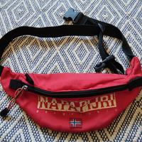 Marsupio Napapijri di colore rosso