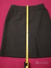 Tubino verde scuro con spacco 