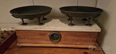 BILANCIA A BILICO compreso i pesi, anni 50