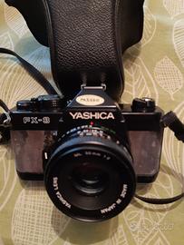 macchina fotografica YASHICA 