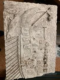 scultura su marmo di verona