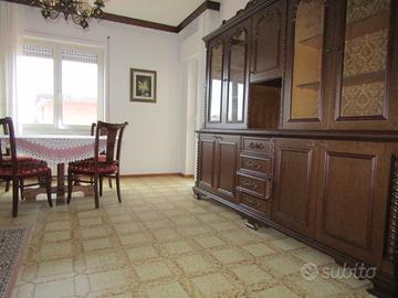 Esavano via Melas con garage