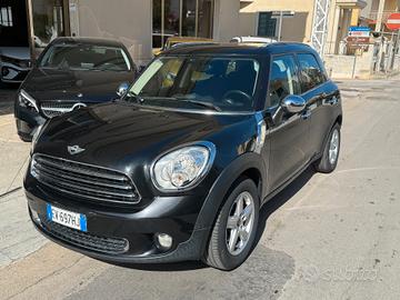 Mini Cooper D Countryman 2.0 Business Automatica