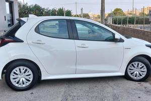 Toyota yaris Ibrida