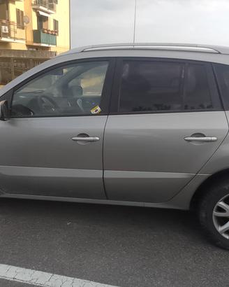 Renault koleos anno 2007 per pezzi di ricambio