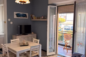 BILOCALE CON VISTA MARE A 100 MT DALLE SPIAGGIE!