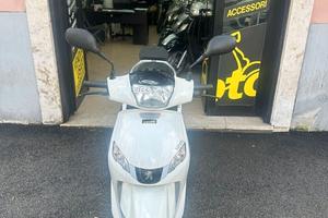 Peugeot Tweet 125 fine 2023 euro 4 - PERMUTE