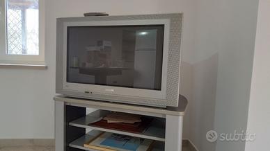 Televisore CRT piatto Philips 32" 16:9