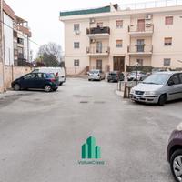 Via cruillas: 4 vani con terrazza e posto auto