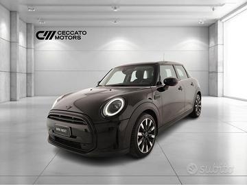 Mini Cooper 1.5 TwinPower Turbo Cooper Business DC