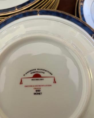 Raffinato servizio porcellana 12 persone