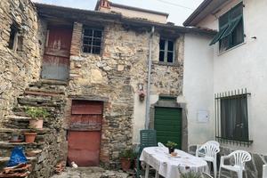 Casa da ristrutturare Corsano - LUNIGIANA