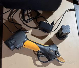 Forbice Agritec Pc32 con asta