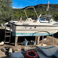 Rio 590 cabbin
