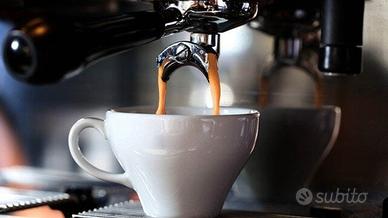 Rif.1021| negozio piacenza