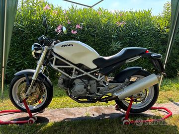 Ducati Monster 620 ie dark