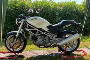 Ducati Monster 620 ie dark