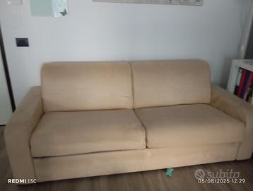 divano letto del 2016 color crema