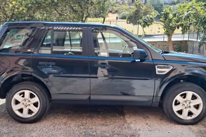 land rover freelander 2 autocarro 5 posti