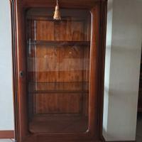 Vetrina in arte povera