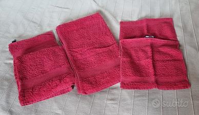 Set asciugamani bagno Kronborg rossi