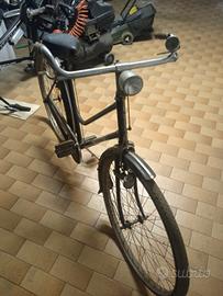 Bicicletta nera