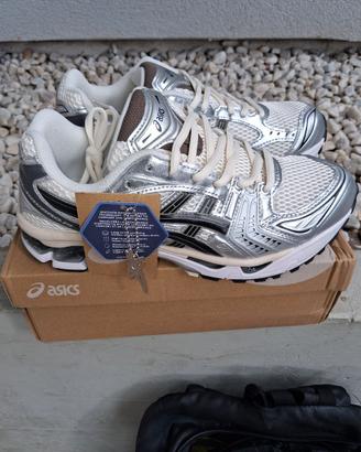 Asics gel kayano 14  